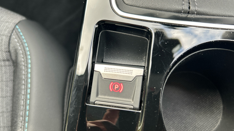 Peugeot 208 1.2 PureTech 100 Allure Premium + 5dr Petrol Hatchback